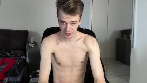 Snapshot of rokko_diamond777 chatting on 02-28-25, 10:41 taylor fox online show from 02-28-25, 10:41