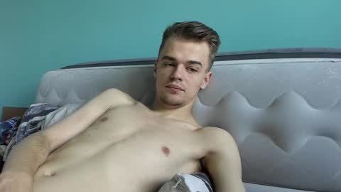 Snapshot of rokko_diamond777 chatting on 10-07-25, 10:12 taylor fox online show from 10-07-25, 10:12