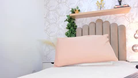   online show from 11-07-25, 11:54