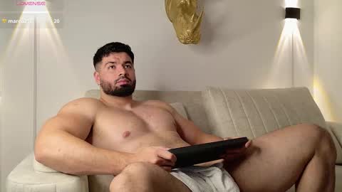 Snapshot of roman_lux chatting on 09-17-25, 05:53 Roman Lux online show from 09-17-25, 05:53