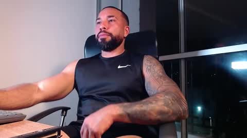 Roman online show from 01-29-25, 03:12