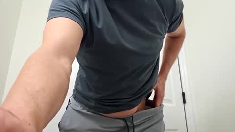 Snapshot of romanteeks chatting on 02-03-25, 12:58 romanteeks online show from 02-03-25, 12:58