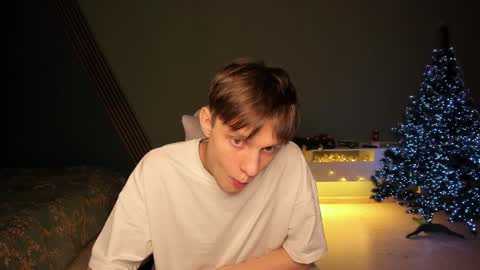 Snapshot of romeo_mercy chatting on 12-28-24, 10:25 Romeo online show from 12-28-24, 10:25