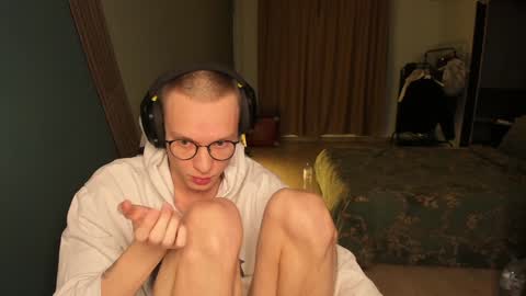 Snapshot of romeo_mercy chatting on 02-03-25, 02:14 Romeo online show from 02-03-25, 02:14