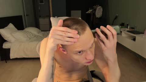 Snapshot of romeo_mercy chatting on 02-14-25, 09:32 Romeo online show from 02-14-25, 09:32