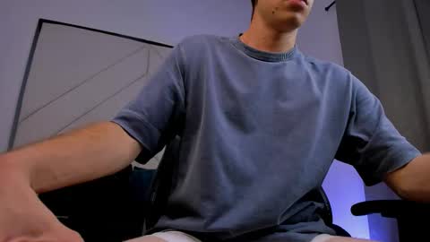 Snapshot of romeo_ricci1 chatting on 01-06-26, 07:39 Romeo Ricci online show from 01-06-26, 07:39