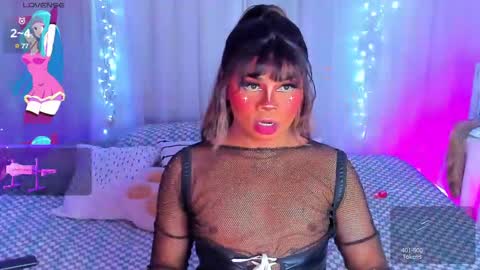 Snapshot of romirousexx chatting on 01-26-25, 06:37 Romi Rouse online show from 01-26-25, 06:37