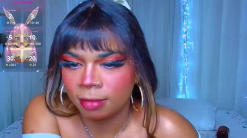 Snapshot of romirousexx chatting on 03-04-25, 01:12 Romi Rouse online show from 03-04-25, 01:12