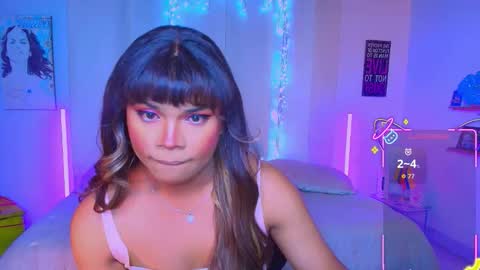 Snapshot of romirousexx chatting on 09-18-25, 05:53 Romi Rouse online show from 09-18-25, 05:53