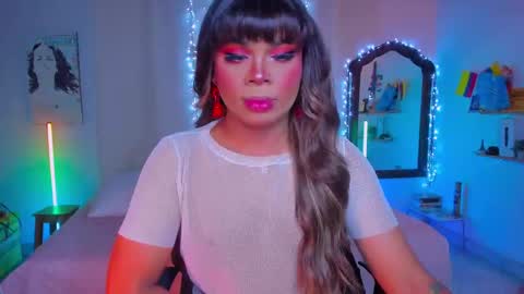 Snapshot of romirousexx chatting on 10-08-25, 04:32 Romi Rouse online show from 10-08-25, 04:32