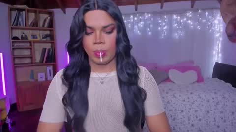 Snapshot of romirousexx chatting on 01-14-26, 03:34 Romi Rouse online show from 01-14-26, 03:34