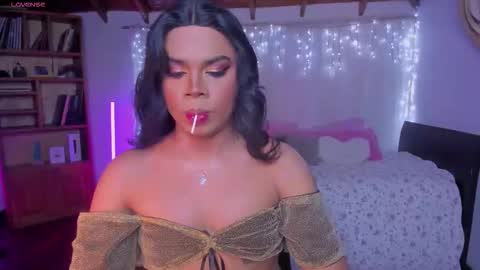 Snapshot of romirousexx chatting on 01-16-26, 03:54 Romi Rouse online show from 01-16-26, 03:54