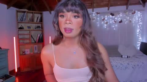 Snapshot of romirousexx chatting on 02-26-26, 03:05 Romi Rouse online show from 02-26-26, 03:05