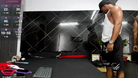 Ronnie 777 online show from 03-04-25, 08:38
