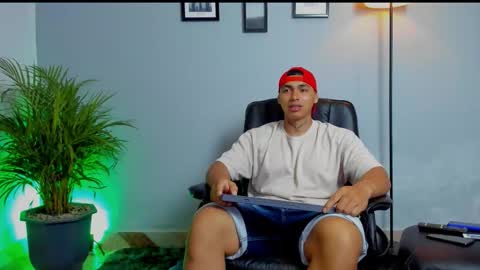 RonnieCanford online show from 02-20-26, 04:42