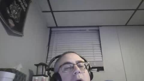 Snapshot of ronthewolf chatting on 12-16-25, 08:30 RontheWhiteWolf online show from 12-16-25, 08:30