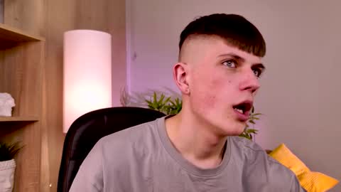 Snapshot of rony_winston chatting on 02-16-26, 07:21 Rony online show from 02-16-26, 07:21