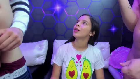 Snapshot of room_kitty chatting on 02-13-25, 11:15  MIA AND PAUL online show from 02-13-25, 11:15