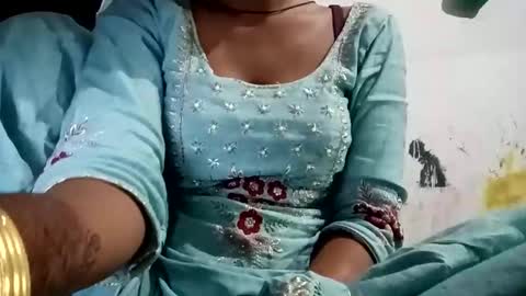 roop_sexy642 online show from 02-23-26, 12:30