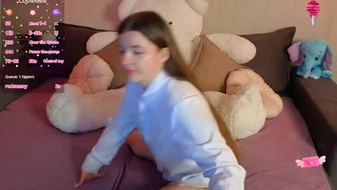 Snapshot of roraline_lov chatting on 04-19-26, 06:10 roraline_lov online show from 04-19-26, 06:10