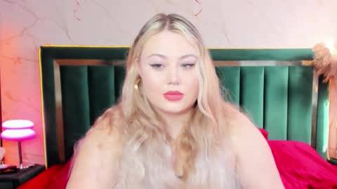 Chloe online show from 10-17-25, 11:02