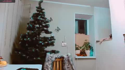 rosa843850 online show from 12-27-24, 03:59