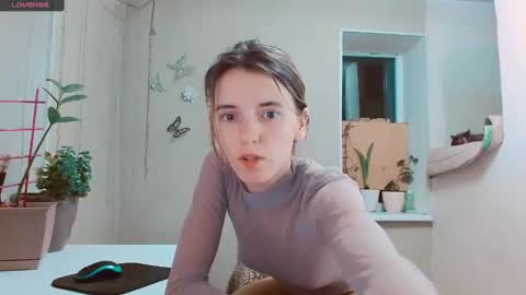 rosa843850 online show from 02-09-25, 06:16