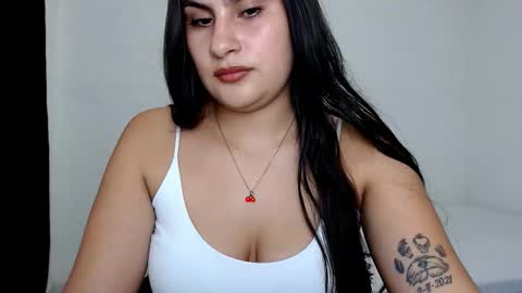 Snapshot of rosa_timida13 chatting on 10-08-25, 04:54 Rosita online show from 10-08-25, 04:54