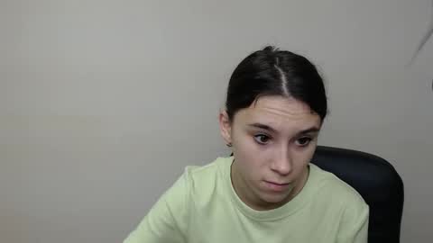 Rose online show from 09-17-25, 06:26