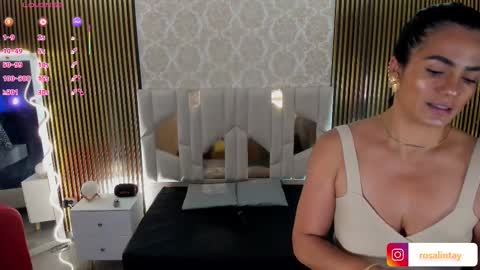 Snapshot of rosalind_tay chatting on 09-29-25, 10:31 ROSALIN online show from 09-29-25, 10:31