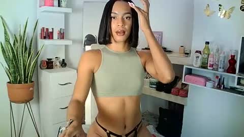 Rosalinda online show from 03-11-25, 01:16