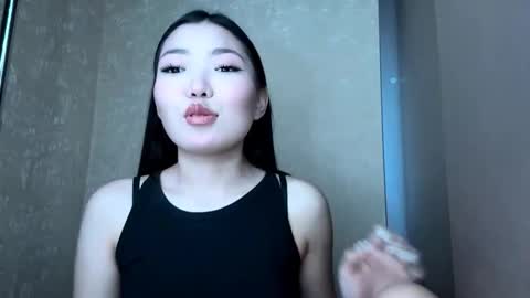 Kira online show from 02-22-26, 10:36