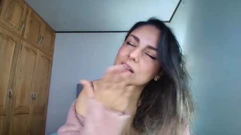 I am Rosa online show from 03-12-25, 08:31