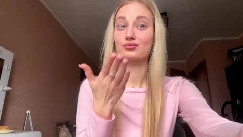 Rose online show from 01-15-26, 11:15