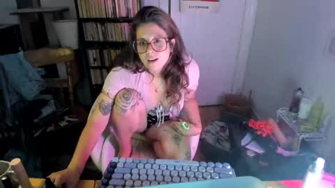 Snapshot of rose257044 chatting on 09-19-25, 09:59 rose257044 online show from 09-19-25, 09:59