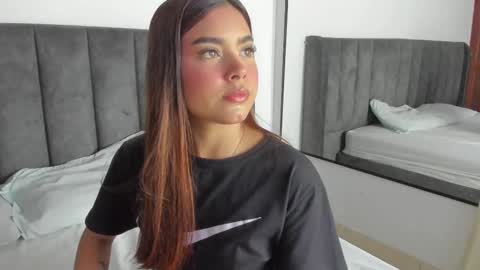 Rose online show from 02-22-25, 01:13