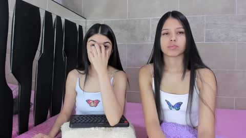 Rose y Miah online show from 01-02-25, 06:29