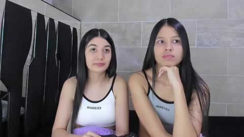 Rose y Miah online show from 02-17-25, 06:31