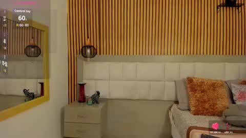 Snapshot of roseaurora chatting on 10-15-25, 12:27 roseaurora online show from 10-15-25, 12:27