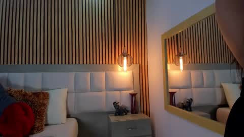 roseaurora online show from 01-14-26, 01:39