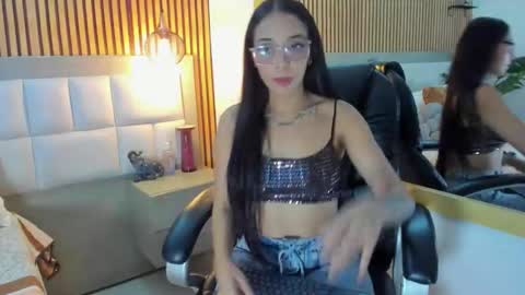 roseaurora online show from 02-26-26, 12:59