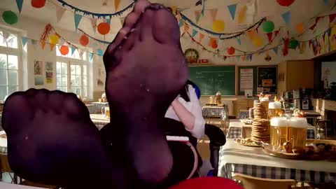 Snapshot of roseblooom chatting on 10-03-25, 04:48 Rosebloom online show from 10-03-25, 04:48