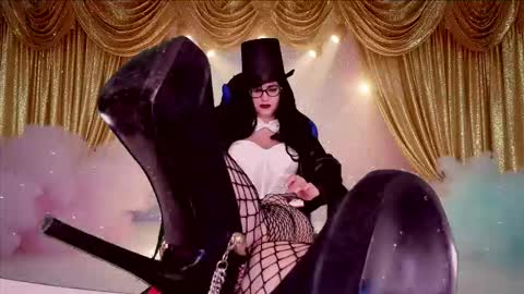 Snapshot of roseblooom chatting on 10-25-25, 04:09 Rosebloom online show from 10-25-25, 04:09