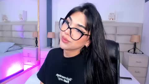 Rose online show from 10-24-25, 01:29