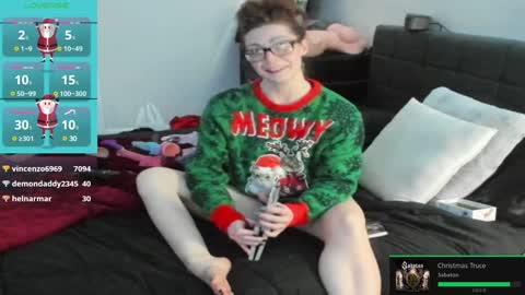 Rose Hatter online show from 12-25-24, 10:48