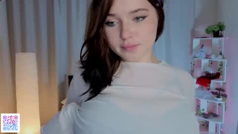 Graise online show from 10-22-25, 05:45
