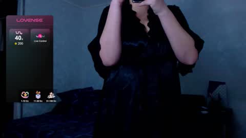 Snapshot of rosenayl chatting on 02-03-26, 02:33 Rina online show from 02-03-26, 02:33