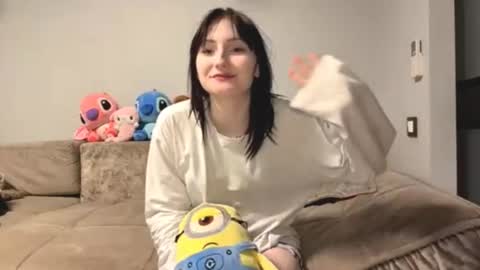 Snapshot of rosendapopper chatting on 11-18-25, 09:58 Nika online show from 11-18-25, 09:58