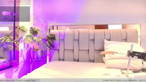 Snapshot of rosetemple chatting on 02-04-26, 05:24 Rose online show from 02-04-26, 05:24