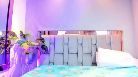 Snapshot of rosetemple chatting on 02-22-26, 04:46 Rose online show from 02-22-26, 04:46